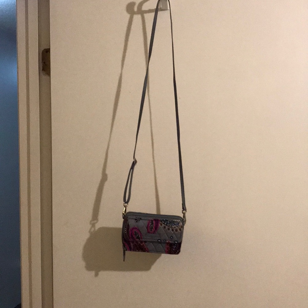 Vera Bradley small crossover bag